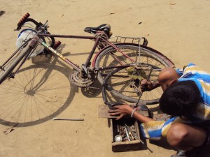 লিক সাড়ানো হচ্ছে